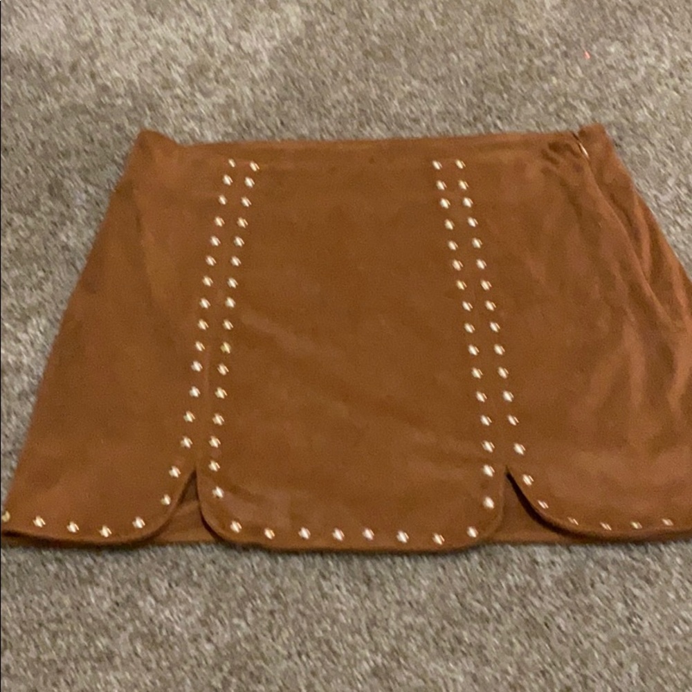 Brown skirt